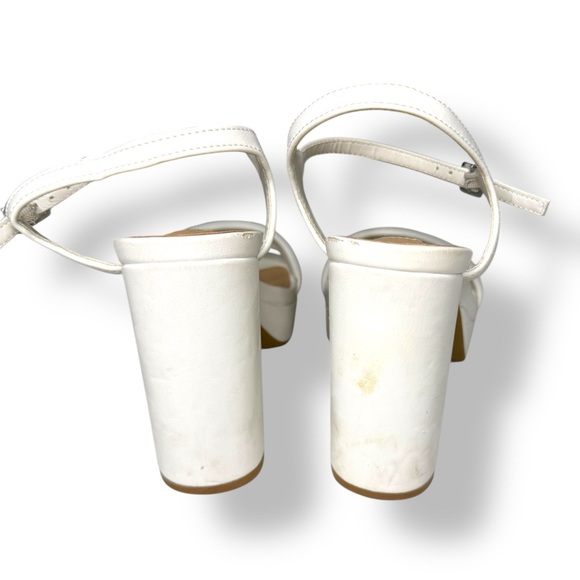 Steve Madden White Block Heel Sandals - Picture 4 of 6